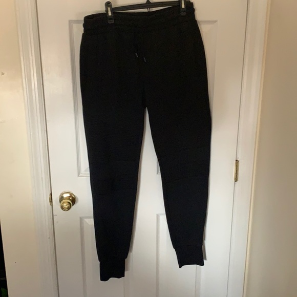 Black Joggers🔥 - Picture 1 of 2